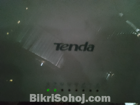 Tenda router
